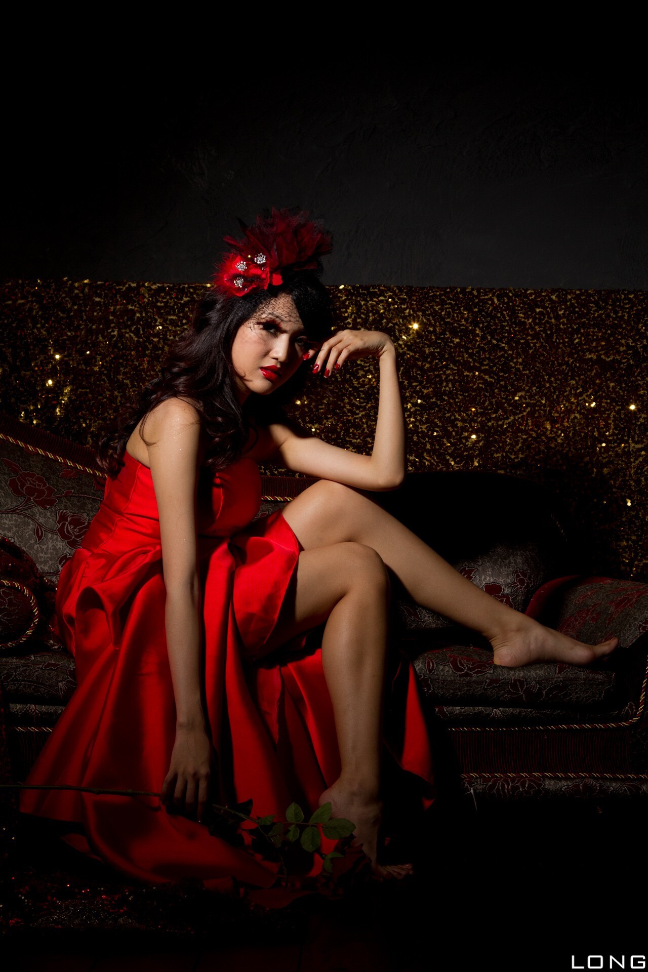 Jill 瑋廷 棚拍 婚紗之红 Beauty性感美女写真套图